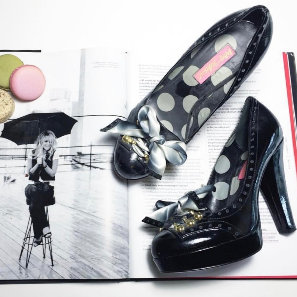 Betsey Johnson Pumps